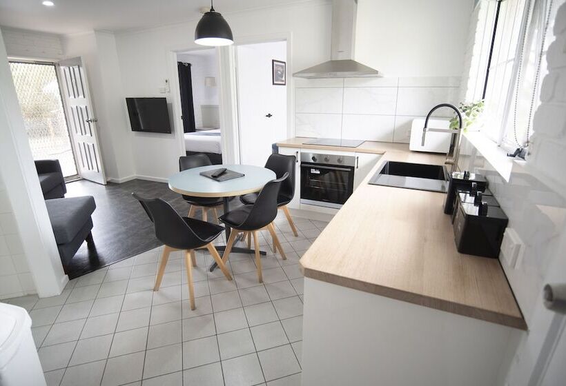 Апартаменты 2 Спальни, Port Campbell Motor Inn