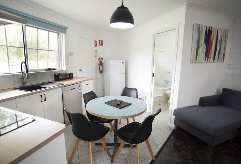 Апартаменты 2 Спальни, Port Campbell Motor Inn