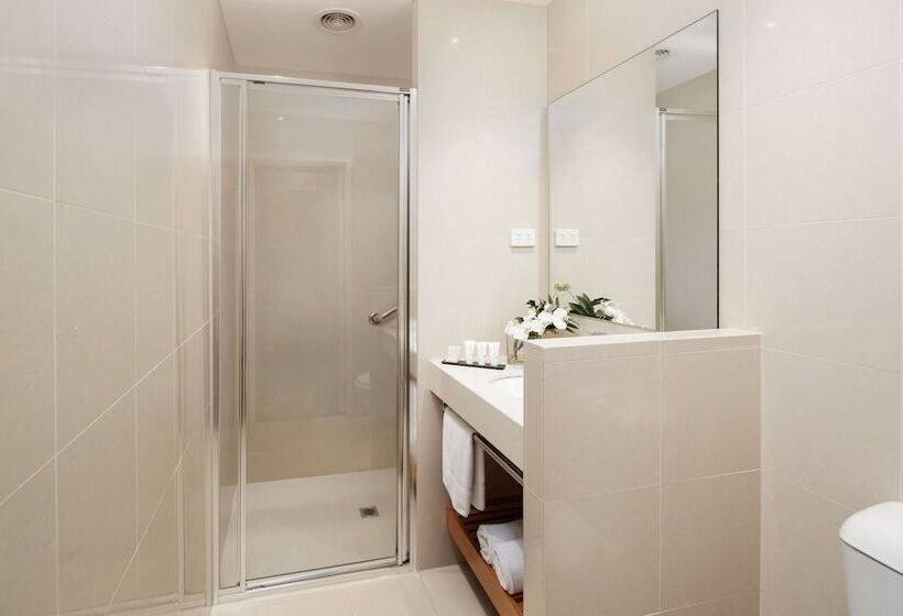 Номер Стандарт, The Victoria