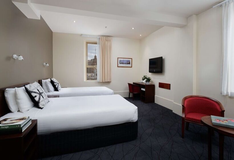 Номер Стандарт, The Victoria