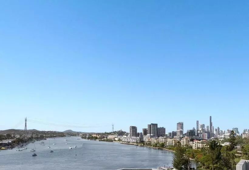 سوئیت با چشم‌انداز رودخانه, View Brisbane