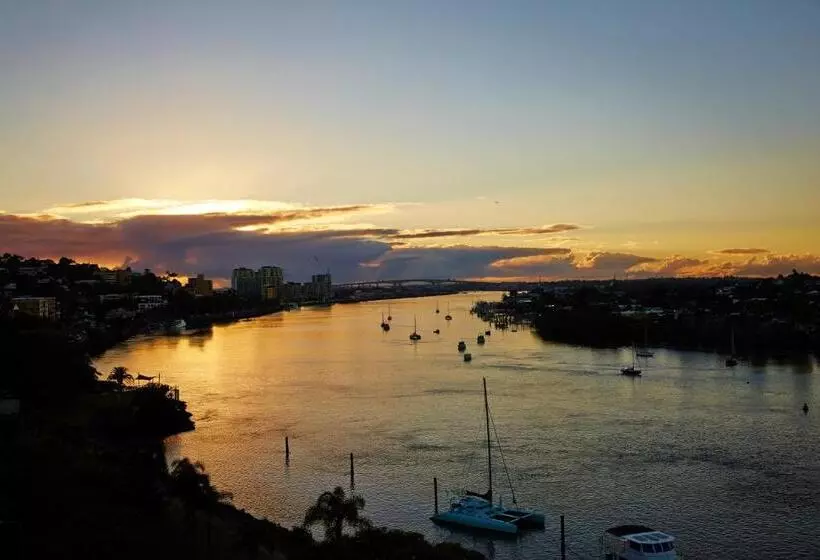 اتاق استاندارد با چشم‌انداز, View Brisbane