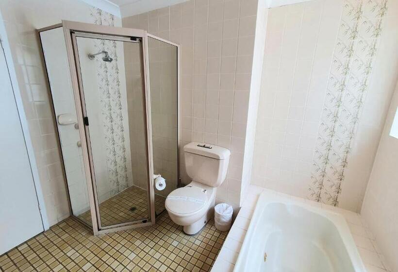 Люкс с гидромассажем, Mcnevins Maryborough Motel