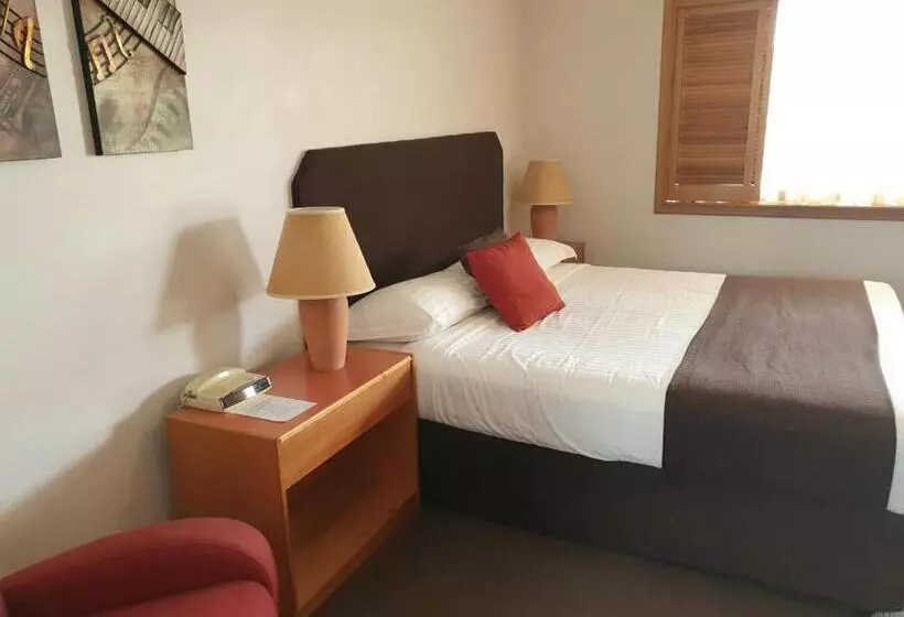 Executive-huone King-vuode, Mcnevins Maryborough Motel