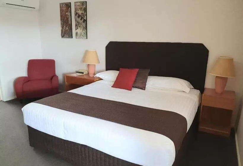 Executive-huone King-vuode, Mcnevins Maryborough Motel