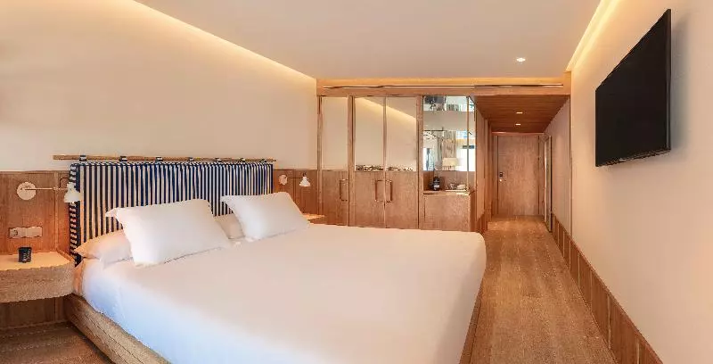 اتاق استاندارد با تخت بزرگ, Sails Port Macquarie By Rydges