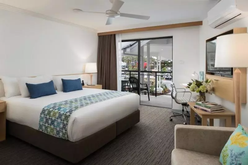 اتاق سوپریور با تخت بزرگ, Sails Port Macquarie By Rydges