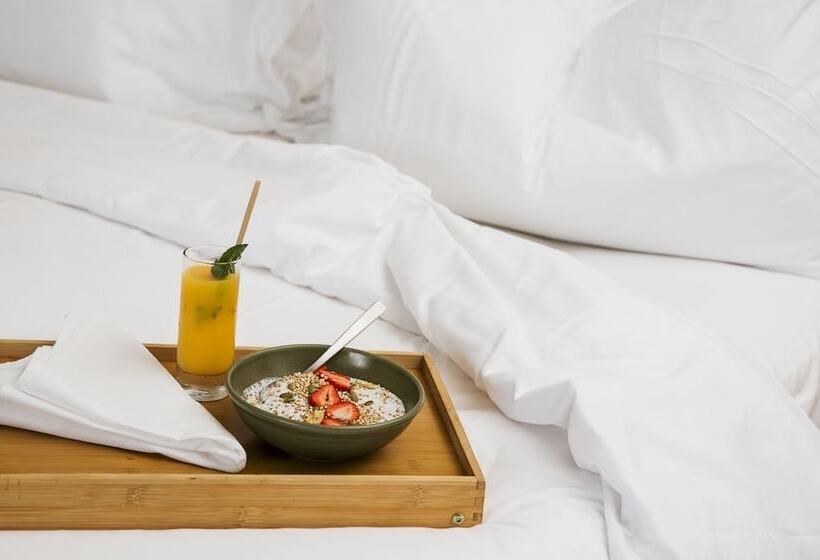 Номер Superior Вид на Реку, Sofitel Noosa Pacific Resort