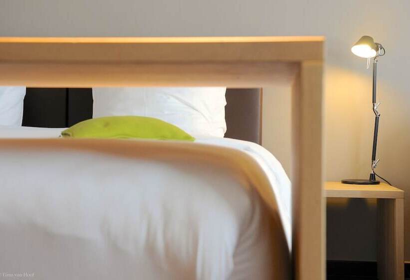 اتاق استاندارد, 9hotel Chelton