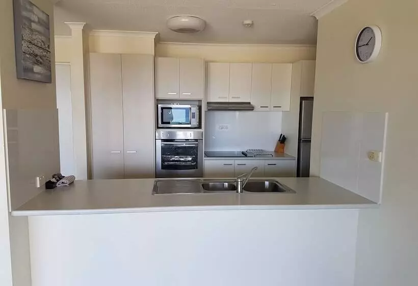 آپارتمان 1 خوابه با چشم‌انداز دریا, Baronnet Apartments
