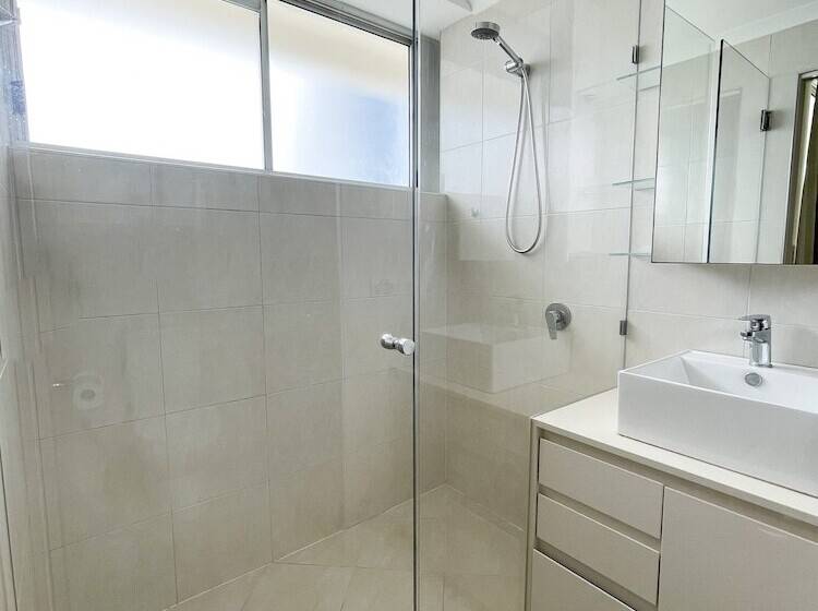 شقة غرفتين مطلة على البحر, Baronnet Apartments