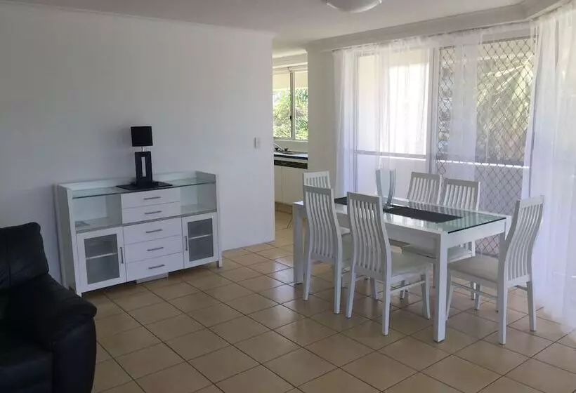 2 Bedroom Apartment Pool View, Baronnet Apartments