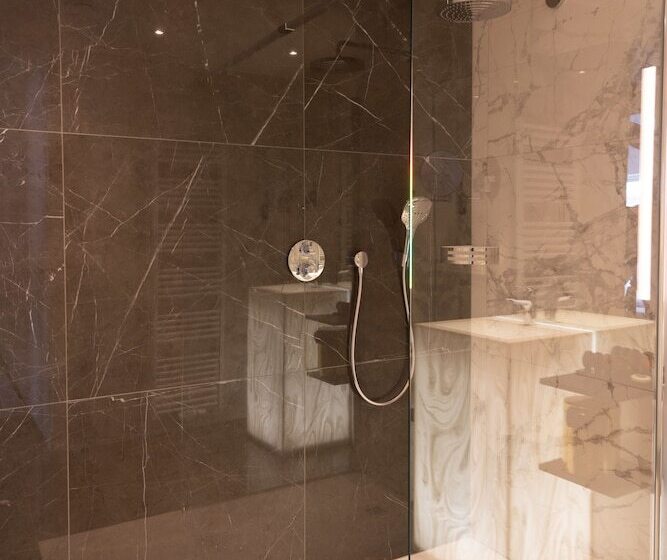 Люкс, Boutique Hotel Sablon