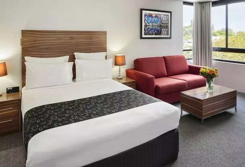 اتاق پرمیوم, Cambridge Hotel Sydney