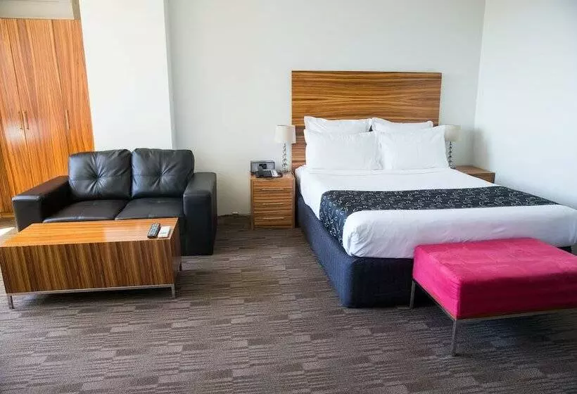 اتاق پرمیوم, Cambridge Hotel Sydney