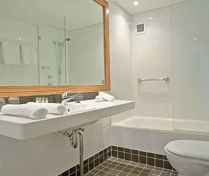 اتاق استاندارد, Cambridge Hotel Sydney