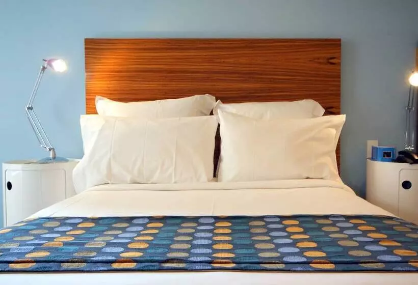 اتاق استاندارد, Cambridge Hotel Sydney