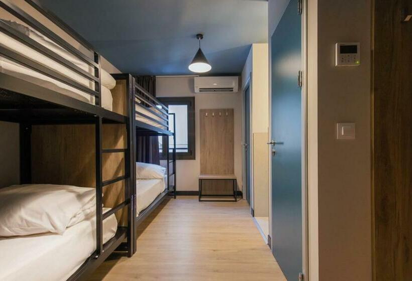 اتاق استاندارد چهار تخته, Font Andorra Hostel by Nexta