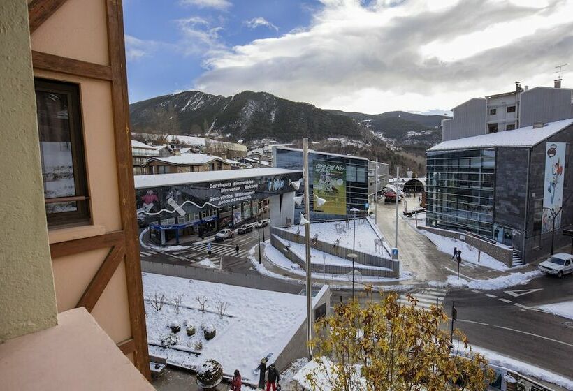 اتاق استاندارد چهار تخته, Font Andorra Hostel by Nexta