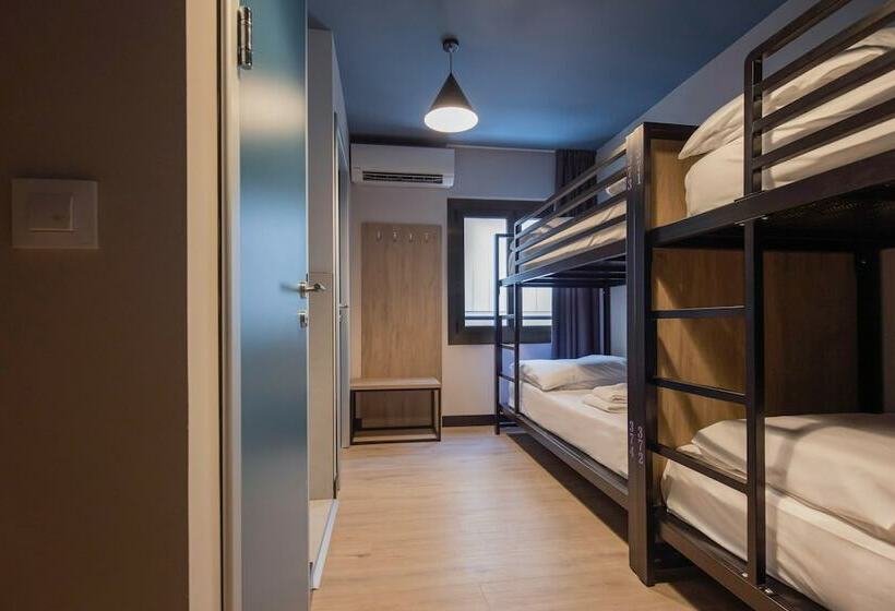 اتاق خانوادگی, Font Andorra Hostel by Nexta