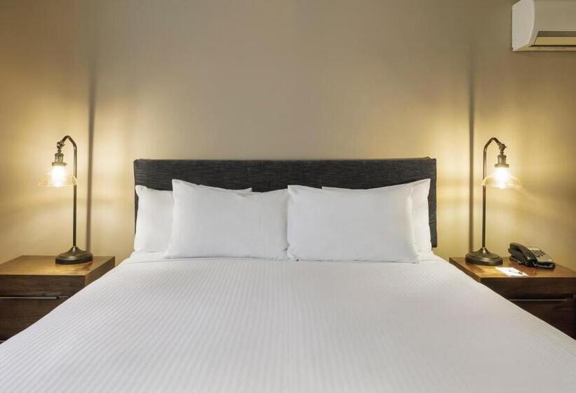 스탠다드 룸 킹사이즈 침대, Best Western Olde Maritime Motor Inn