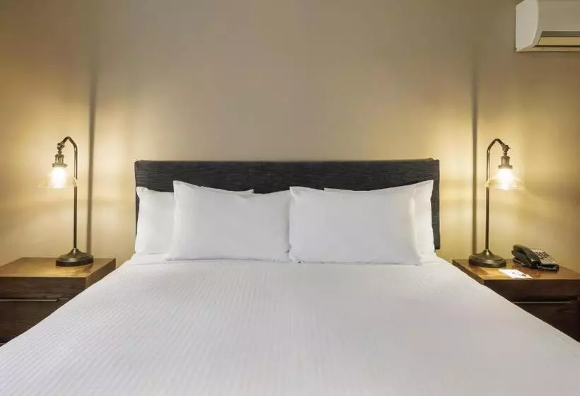 اتاق استاندارد با تخت بزرگ, Best Western Olde Maritime Motor Inn