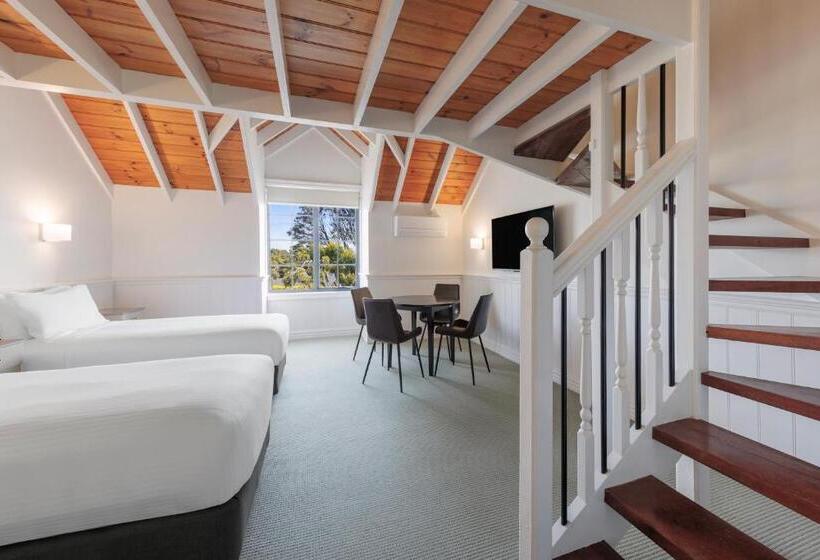 اتاق خانوادگی, Best Western Olde Maritime Motor Inn