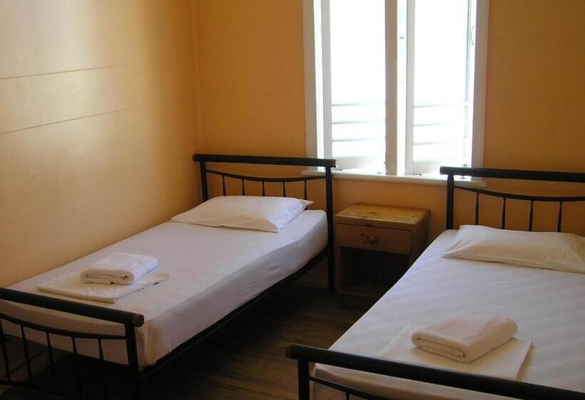 エコノミールーム, Civic Guesthouse