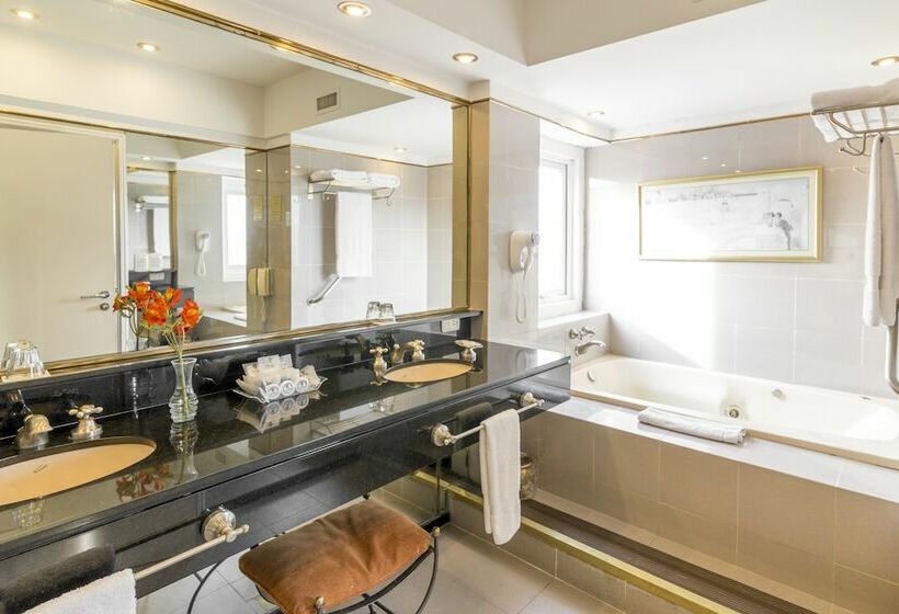 اتاق سوپریور سه تخته, Claridge