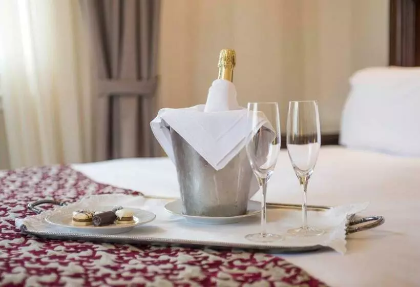 سوییت, Claridge