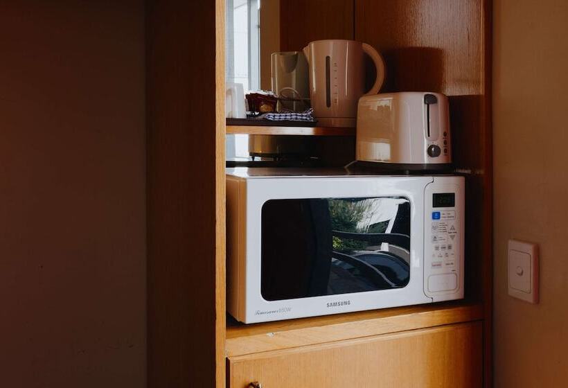 اتاق لوکس, Comfort Inn Traralgon