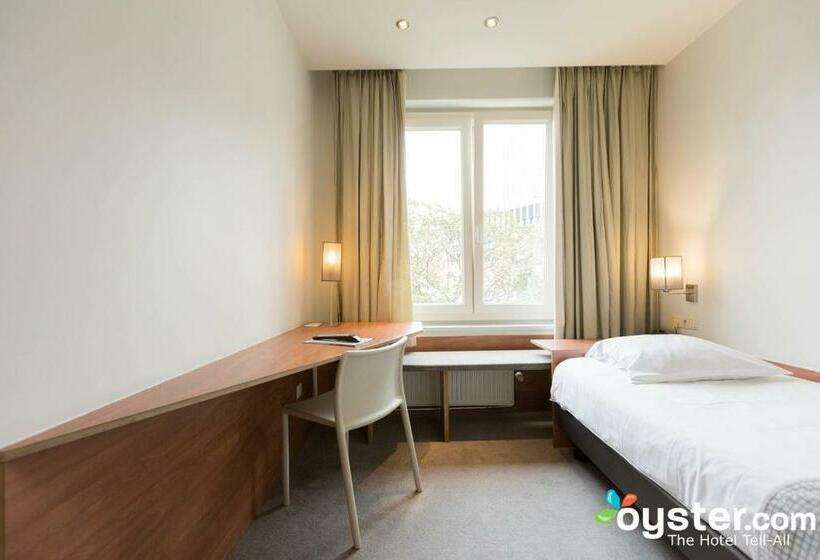 اتاق استاندارد یک نفره, Du Congres