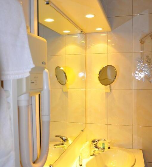 חדר סטנדרט יחיד, Europe