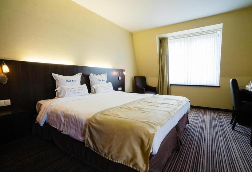 חדר סופריור יחיד, Europe