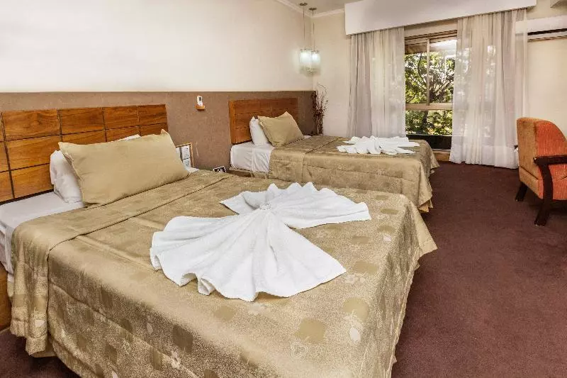 اتاق خانوادگی, Exe Hotel Cataratas