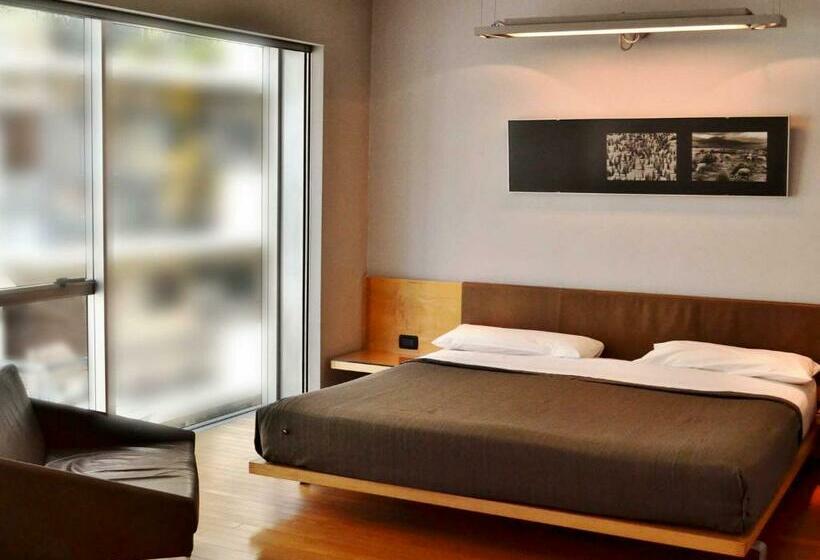 اتاق استاندارد یک نفره, Htl Urbano