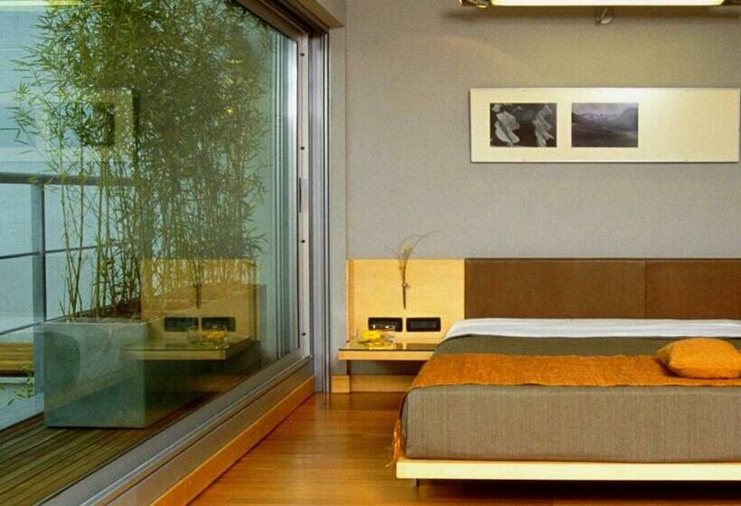 اتاق استاندارد یک نفره, Htl Urbano