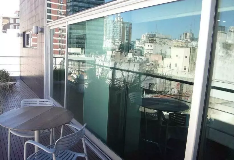 اتاق اجرایی, Htl Urbano
