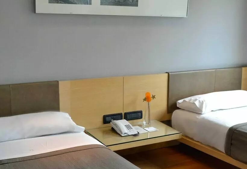 اتاق استاندارد, Htl Urbano
