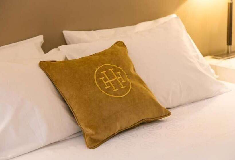 غرفة كلاسيكية, Huentala