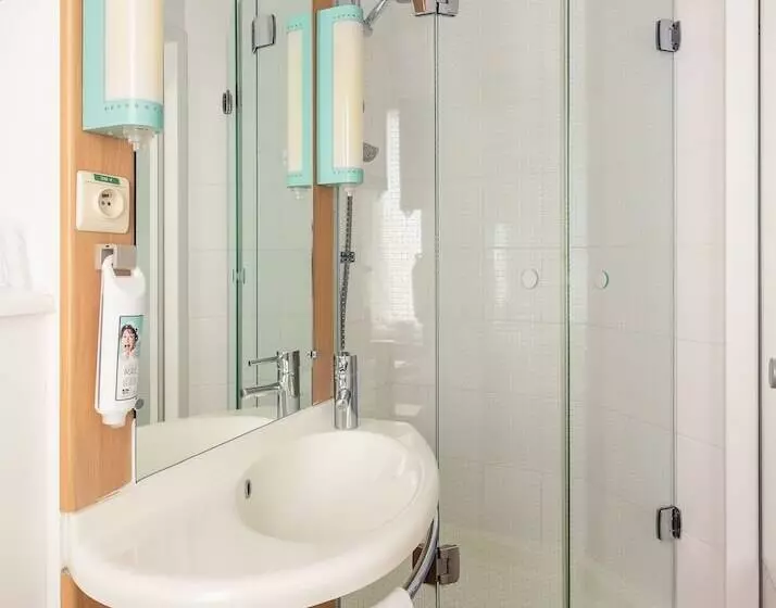 اتاق استاندارد, Ibis Antwerpen Centrum