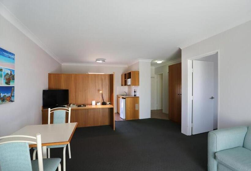 سوئیت با تخت بزرگ, Econo Lodge Gateway Tamworth