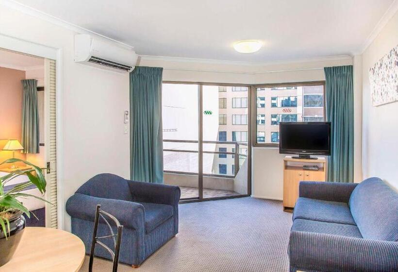 آپارتمان 1 خوابه, Metro Apartments On King