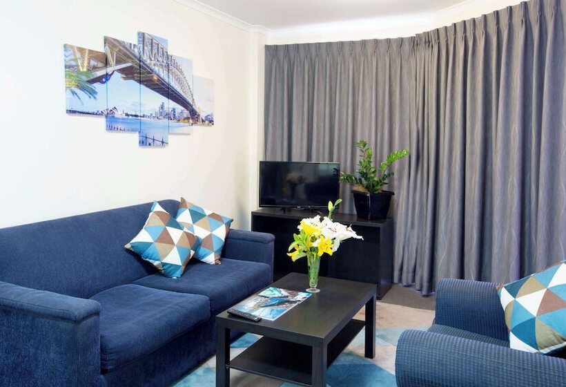 آپارتمان 1 خوابه, Metro Apartments On King