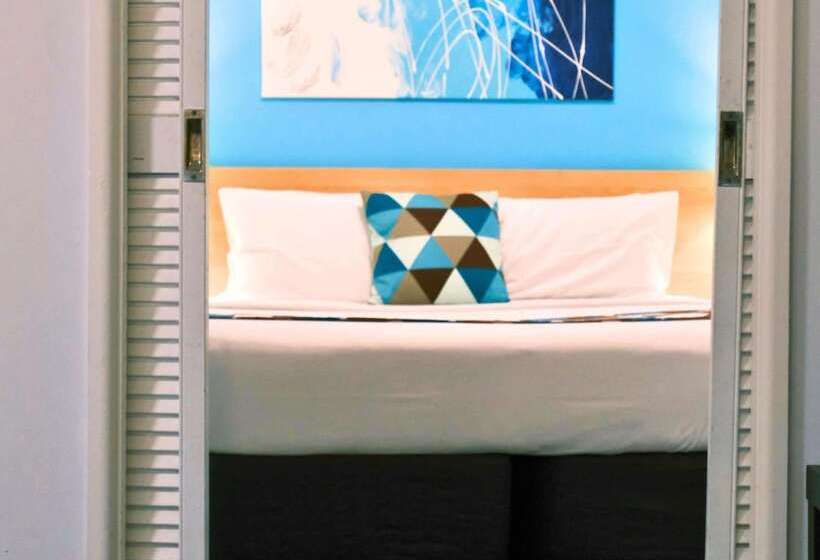 آپارتمان 1 خوابه, Metro Apartments On King