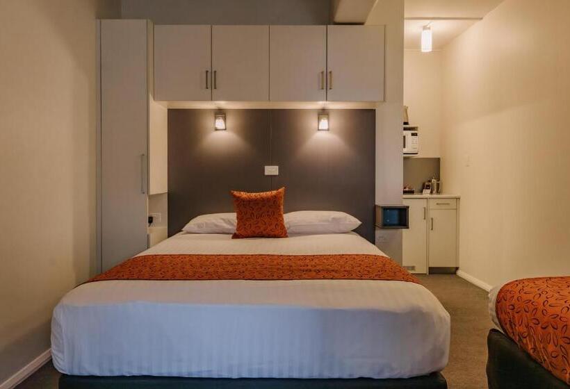 一楼标准间, Motel 429