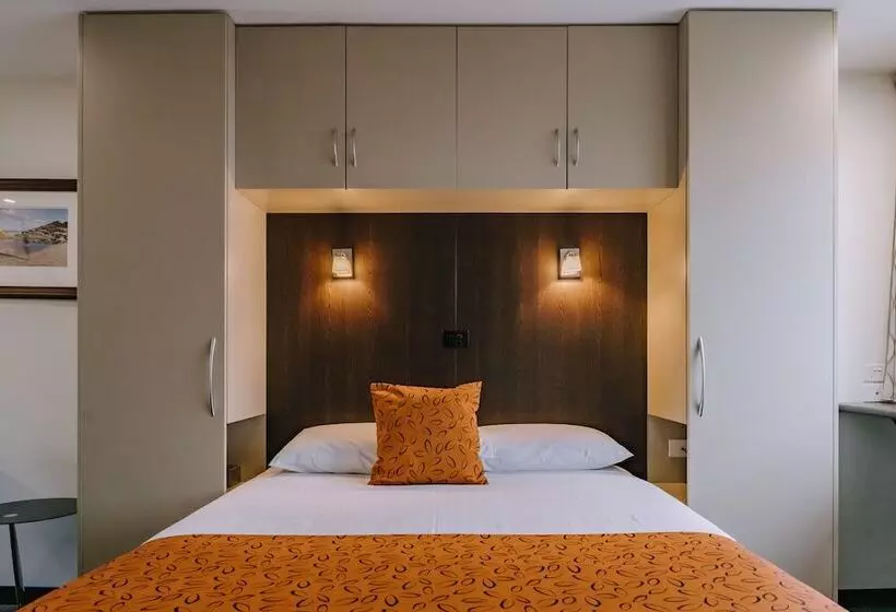 デラックスルーム, Motel 429