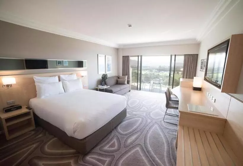 اتاق استاندارد با بالکن و چشم‌انداز دریا, Novotel Wollongong Northbeach