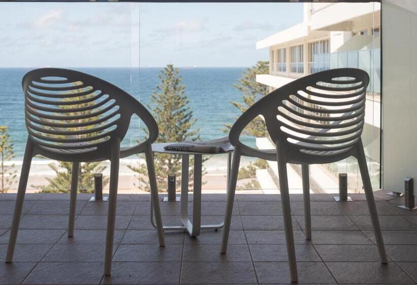 غرفه قياسيه سريرين مزدوجين, Novotel Wollongong Northbeach