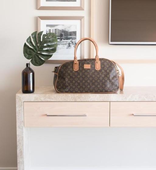 جناح, Novotel Wollongong Northbeach